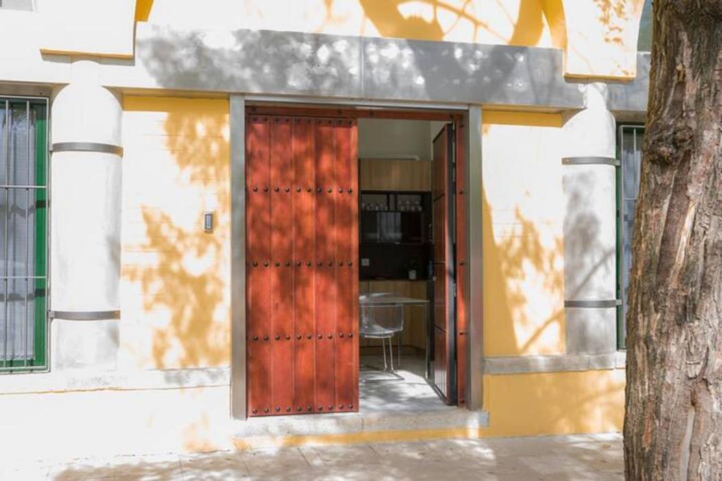 Apartamento A Estrenar Frente A La Plaza De Espana Севилья Экстерьер фото