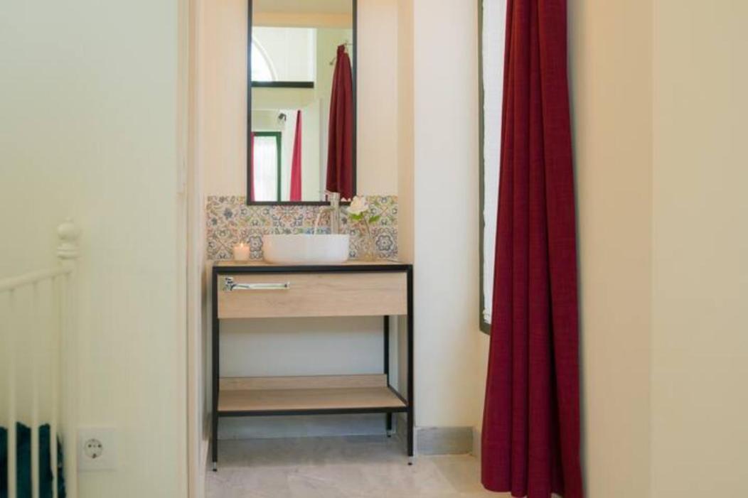 Apartamento A Estrenar Frente A La Plaza De Espana Севилья Экстерьер фото
